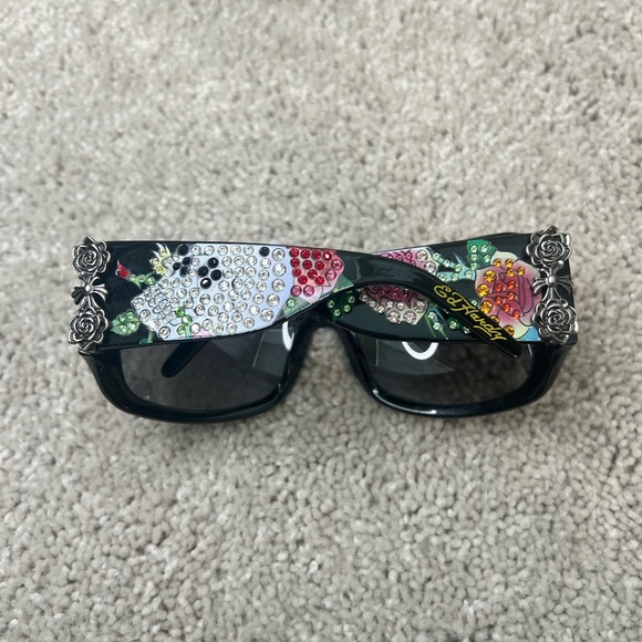 Vintage Y2K Ed Hardy Sunglasses - Picture 5 of 9